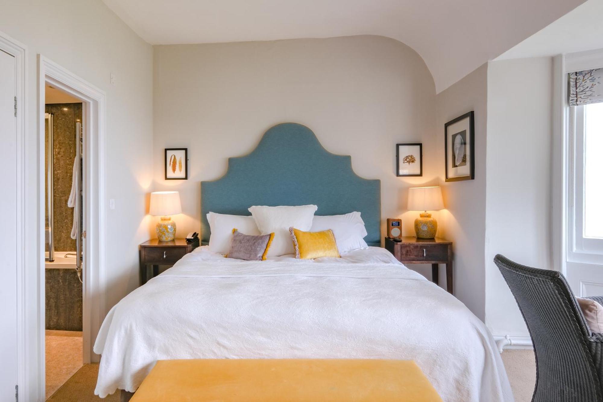 Alexandra Hotel & Restaurant 라임레지스 외부 사진