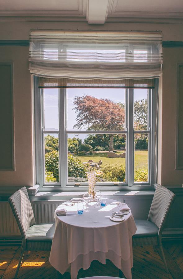 Alexandra Hotel & Restaurant 라임레지스 외부 사진